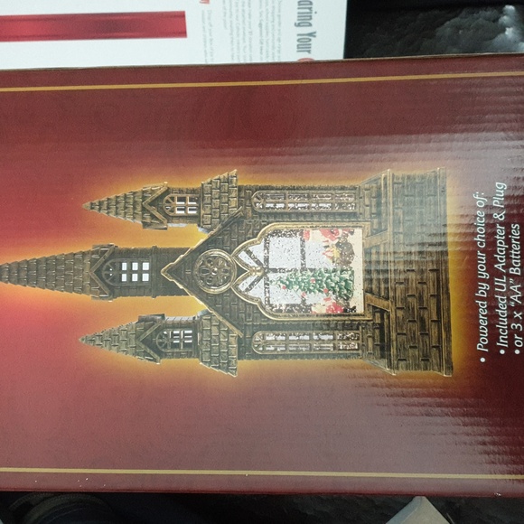 Lighted church with Santa claus - Picture 3 of 4